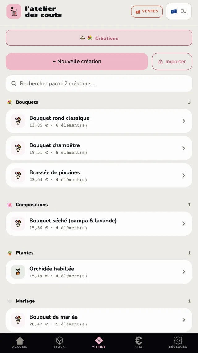 Vitrine des créations florales avec le coût matière de chaque bouquet et composition